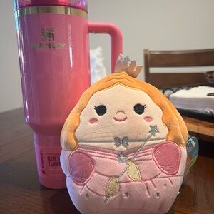 Brand new Glinda Stanley with Glinda squishmallow